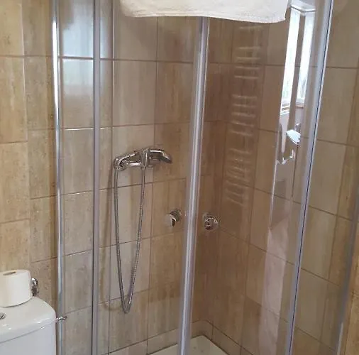 Korona Przy Termach Cieplickich 10proc Rabatu Do Term Cieplice Self Check In 24h Apartment 3*